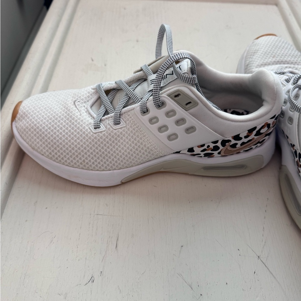 Women's Airmax White and Leopard Print Sneakers - Picture 7 of 10